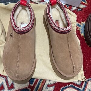UGG Chestnut Suede Slippers with Red Accents